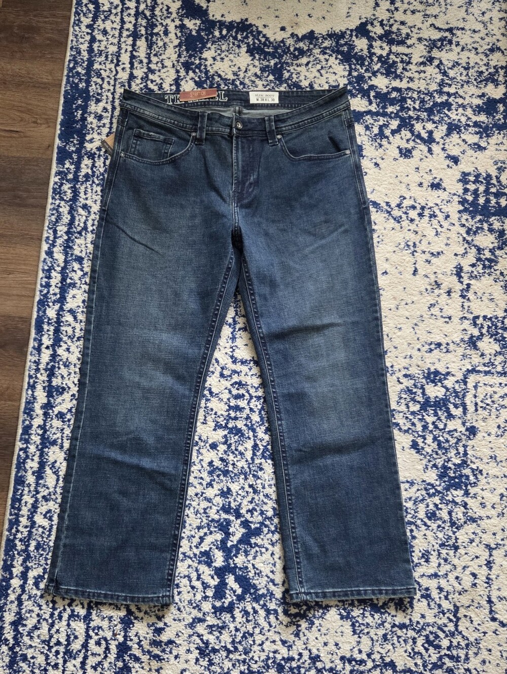Men's Bootcut Jeans in Dark Blue - Classic Straight-to-Boot Hem